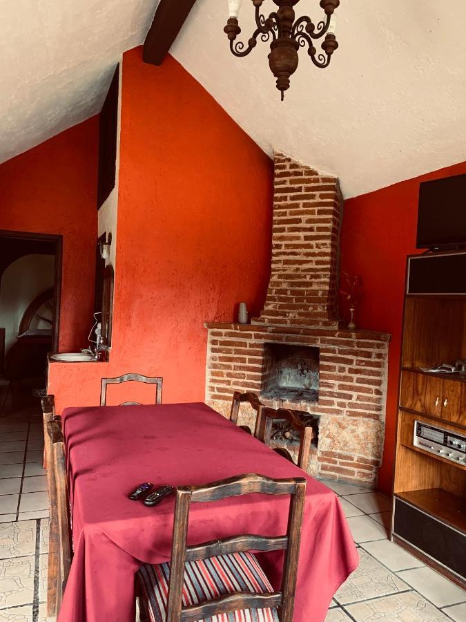 Cortijo La Casona & Bungalow Al Pie De La Montana Сан-Крістобаль-де-лас-Касас Екстер'єр фото