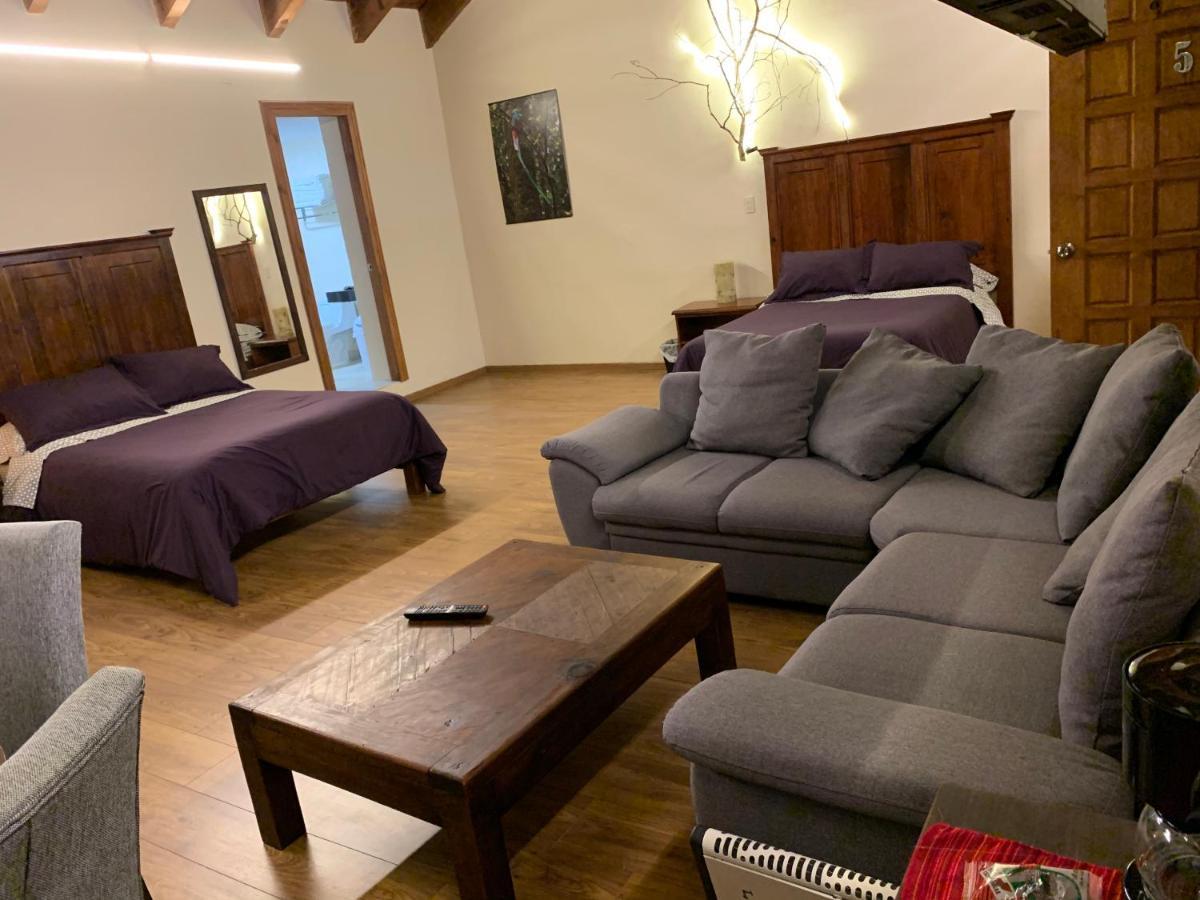 Cortijo La Casona & Bungalow Al Pie De La Montana Сан-Крістобаль-де-лас-Касас Екстер'єр фото